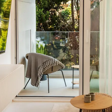 Lägenhet Cro.lo Modern Retreat *